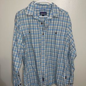 Patagonia men’s button down size M